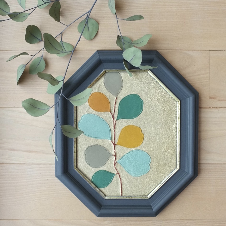 Eucalyptus numéro 1 bf6baa1e-8a96-40ba-81e7-2b56f993aa1c