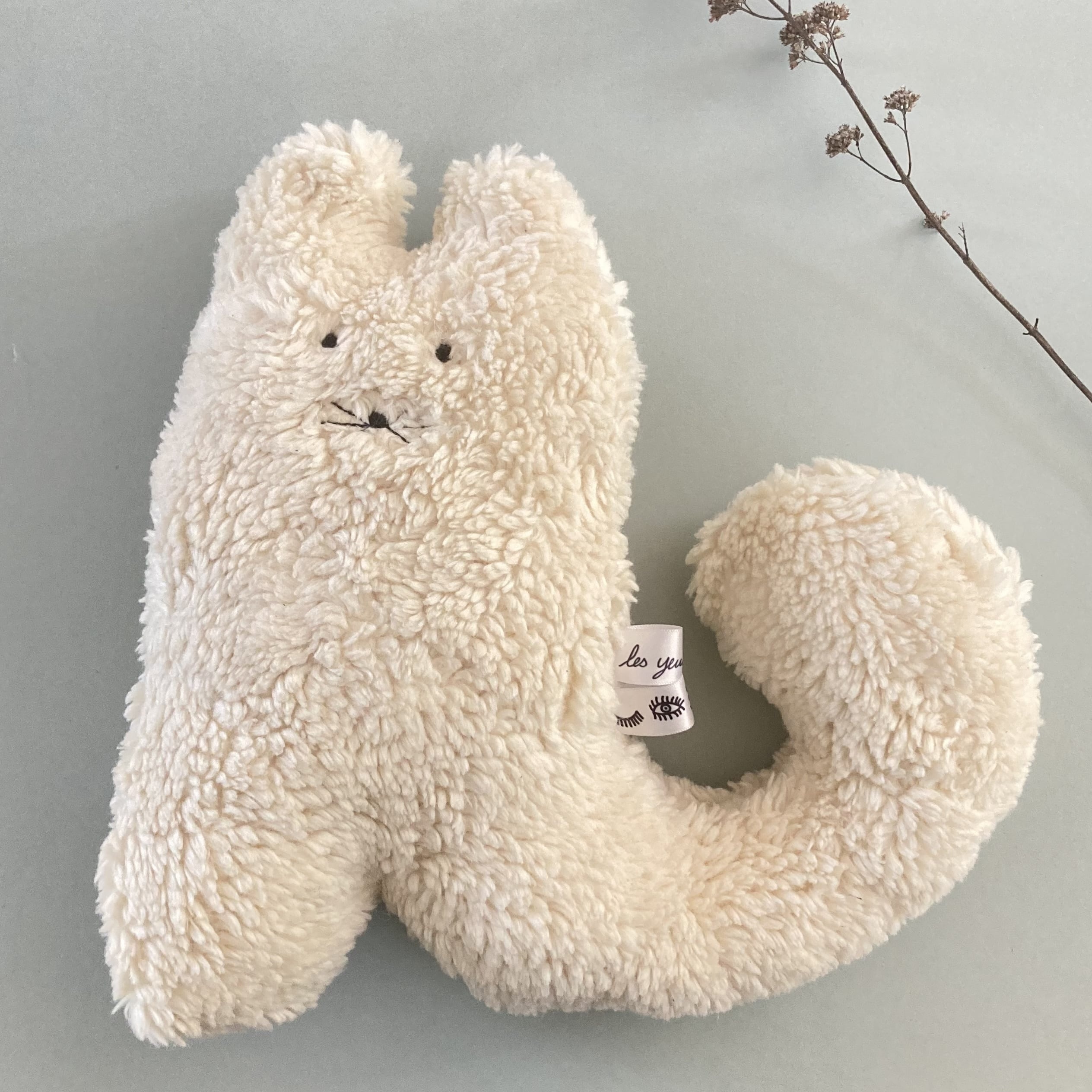 Doudou chat moumoute e41ea464-fb6c-4608-af1c-bd0a0e5b2daa